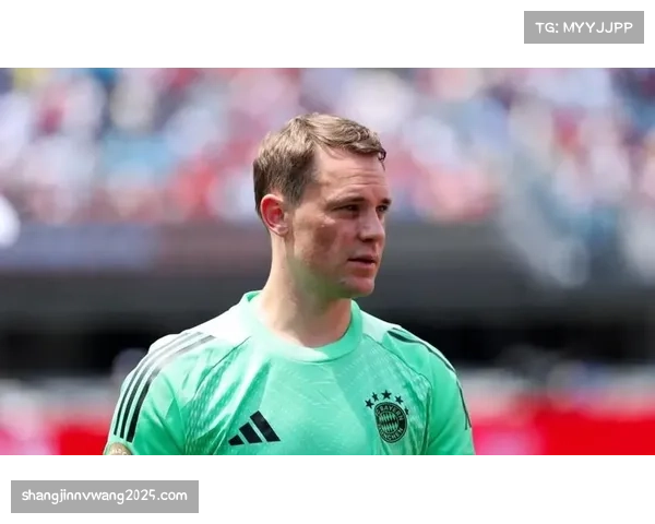 关键瞬间：诺伊尔神勇两连扑，挡出哈兰德近在咫尺的劲射